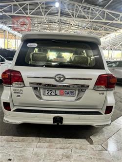 تويوتا لاندكروزر